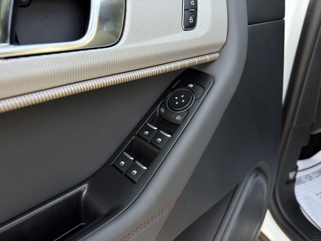 Used 2025 Ford Explorer Active image 20