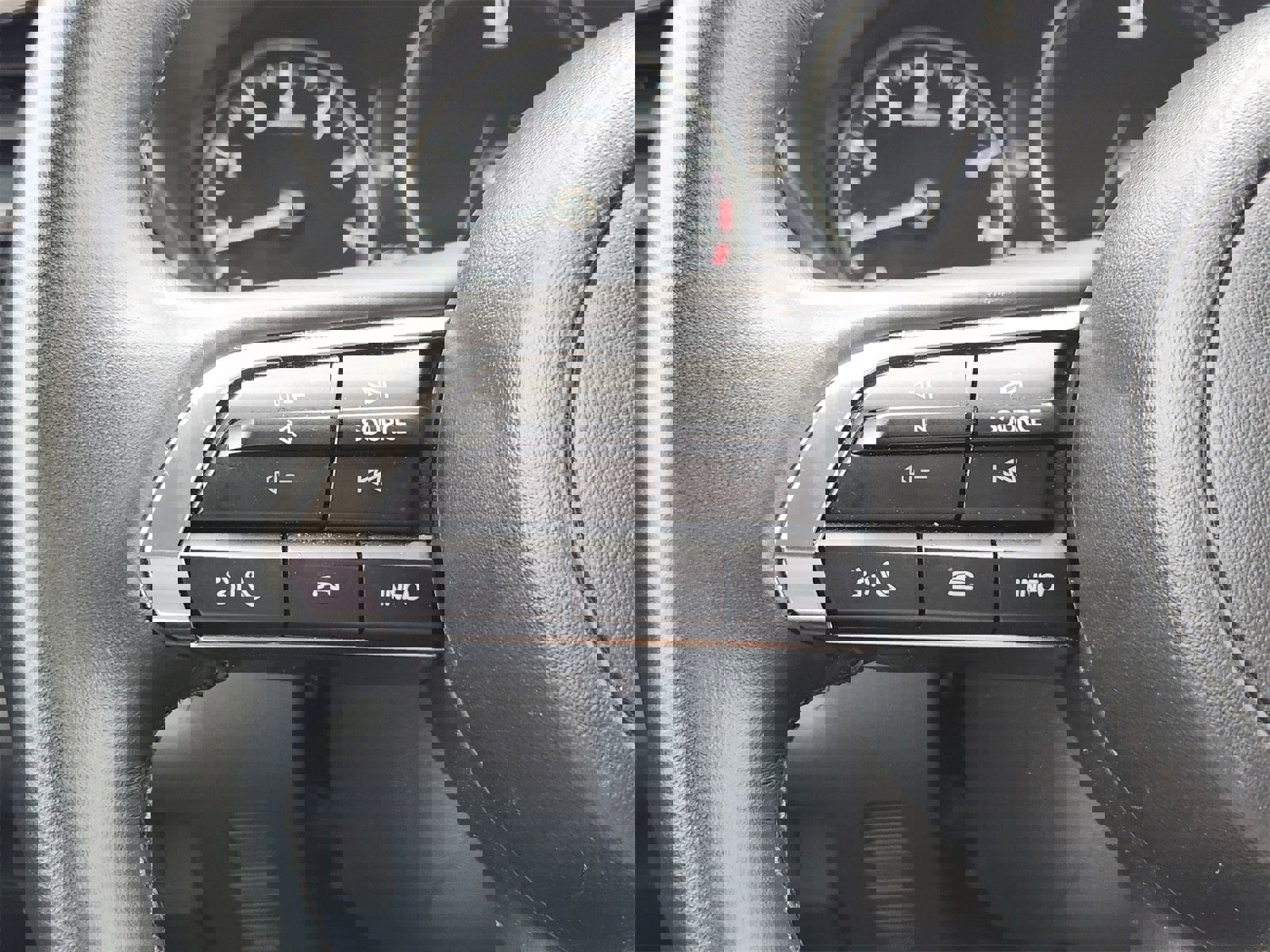 Used 2025 MAZDA CX-30 AWD 2.5 S w/ Preferred Package image 36