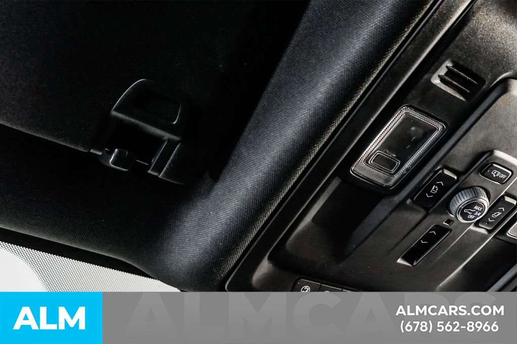 Used 2025 GMC Yukon Denali AWD/4WD image 63