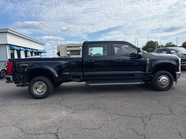 Used 2023 Ford F350 XL w/ XL Chrome Package AWD/4WD image 4