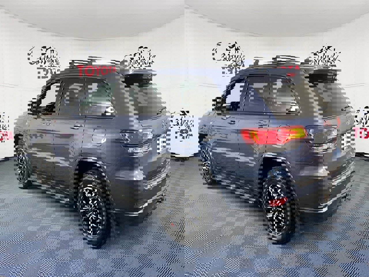 Used 2020 Jeep Grand Cherokee Trailhawk w/ Interior Metal Package image 5