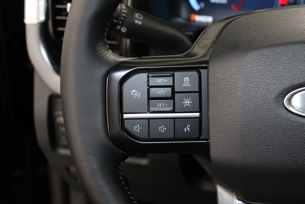 New 2026 Ford F250 Platinum image 40