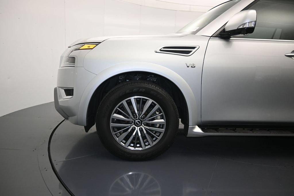 Used 2021 Nissan Armada SL w/ Captain's Chairs Package AWD/4WD image 9