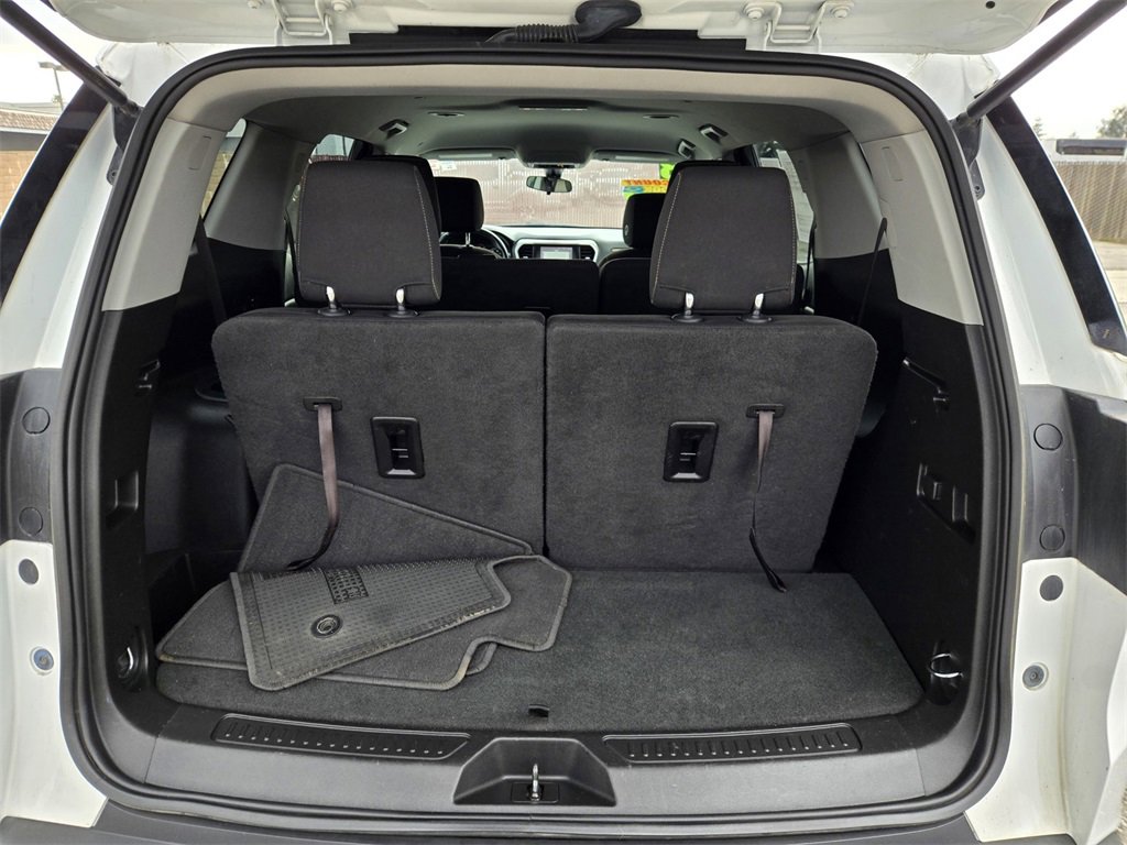 Used 2018 GMC Acadia SLE image 30