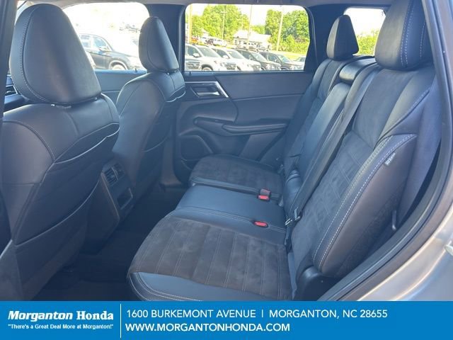 Used 2024 Mitsubishi Outlander SE Black Edition AWD/4WD image 29