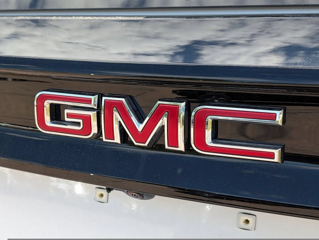 New 2026 GMC Acadia Elevation w/ Black Edition AWD/4WD image 13