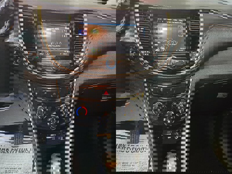 Used 2019 Chevrolet Trax LT w/ Driver Confidence Package image 20