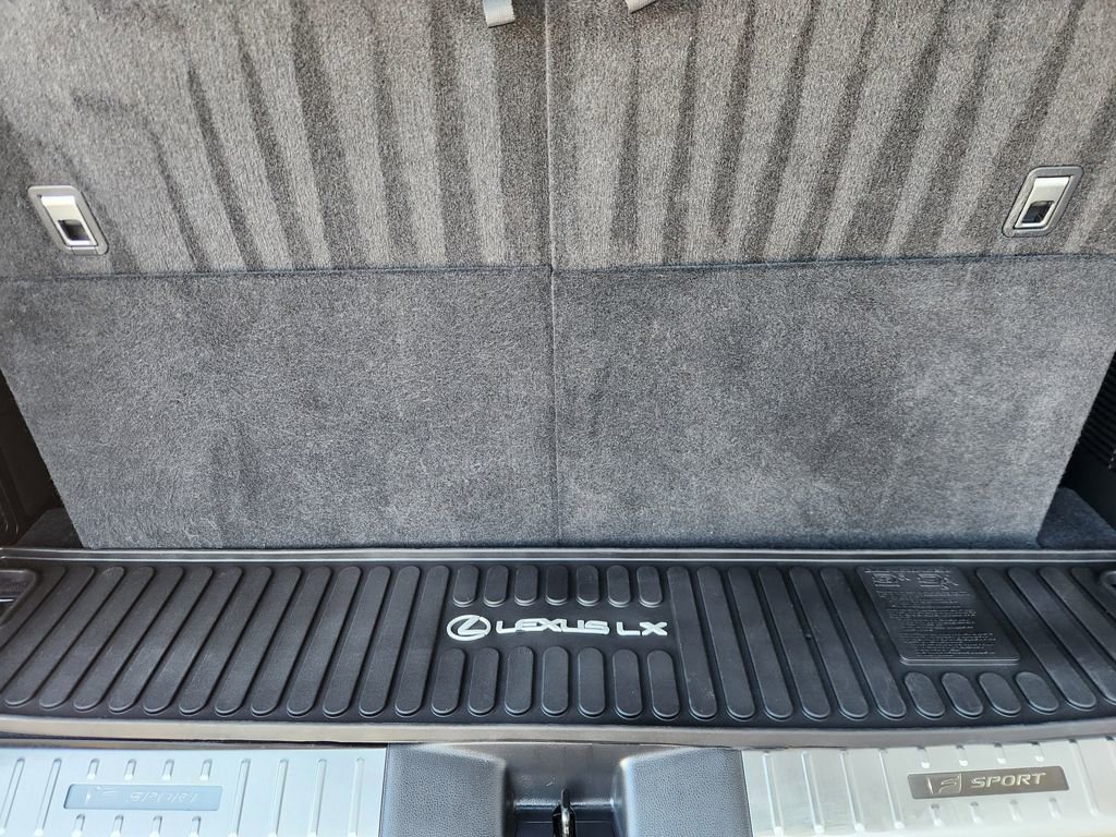 Used 2024 Lexus LX 600 F Sport image 34