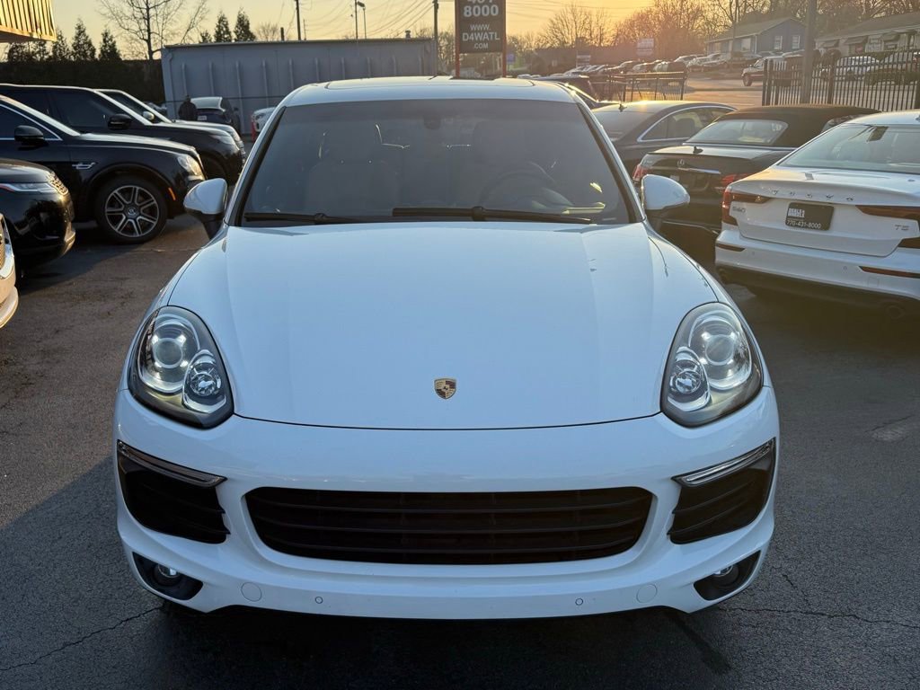 Used 2016 Porsche Cayenne w/ Premium Package image 2