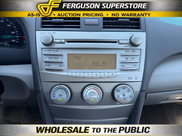 Used 2011 Toyota Camry LE w/ LE Extra-Value Pkg image 17