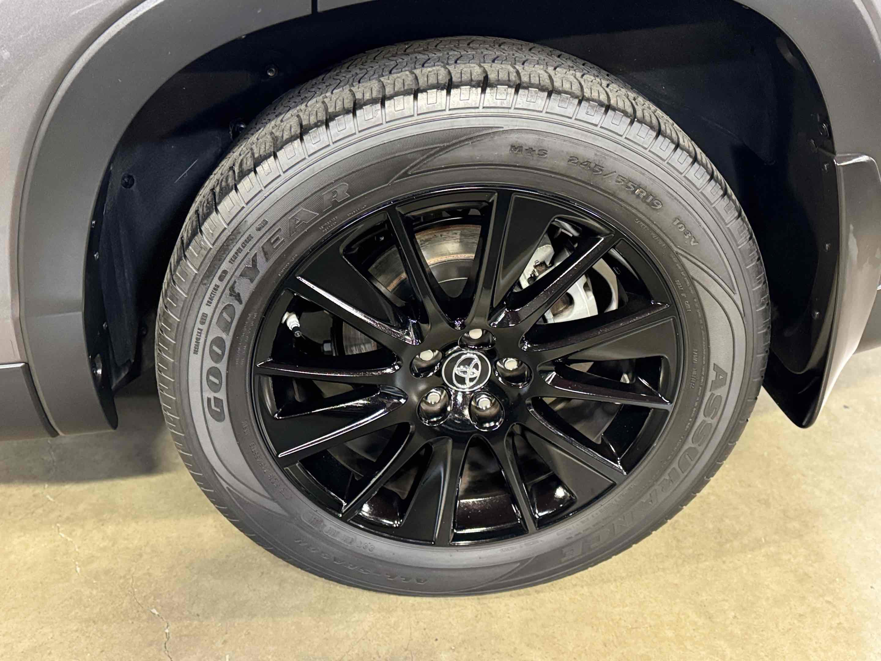 Used 2019 Toyota Highlander XLE image 85