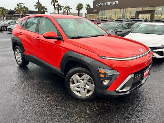 Used 2024 Hyundai Kona SE AWD/4WD image 1