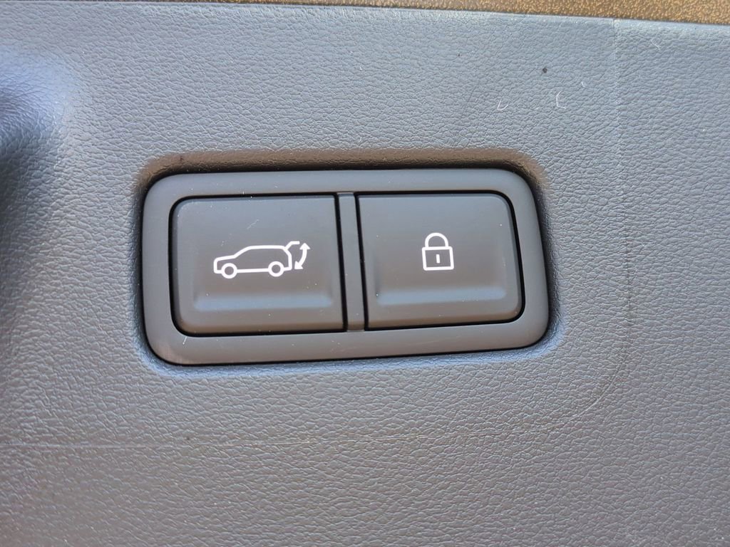 New 2026 Hyundai Santa Fe SEL image 15