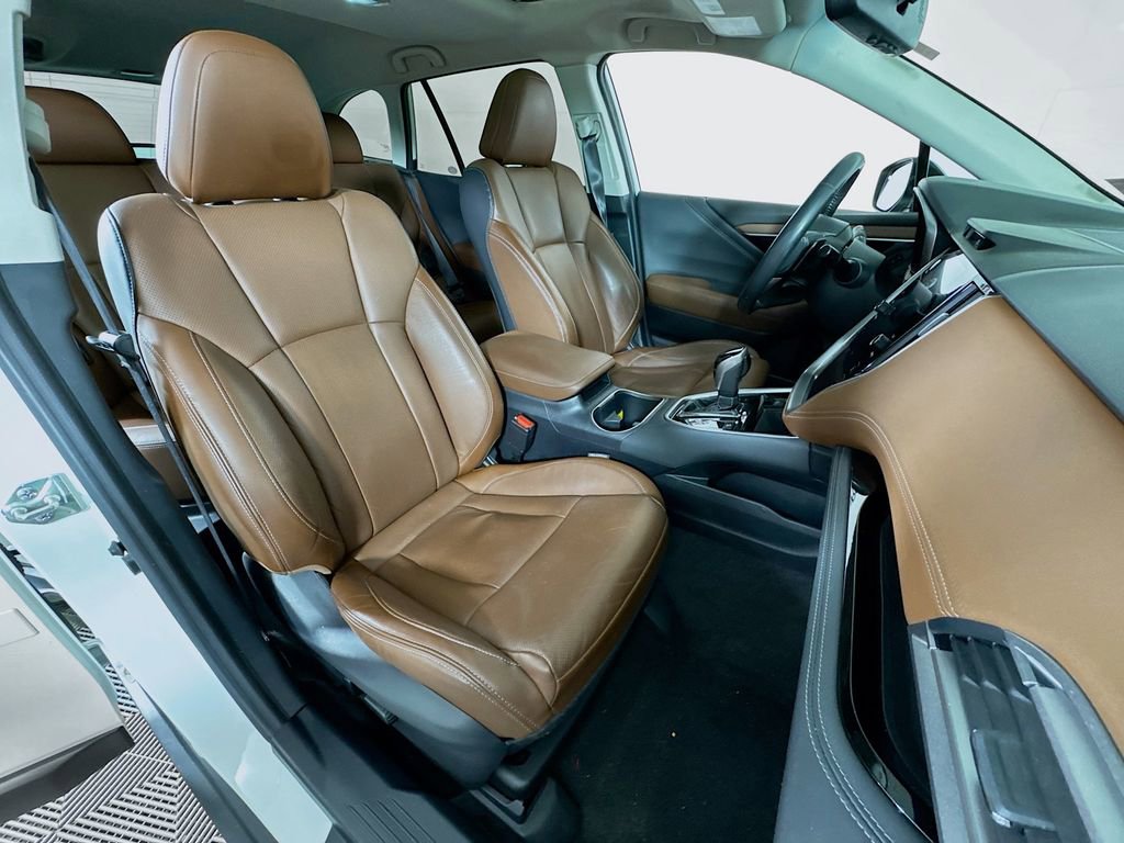 Used 2020 Subaru Outback Touring w/ Popular Package #2 image 30