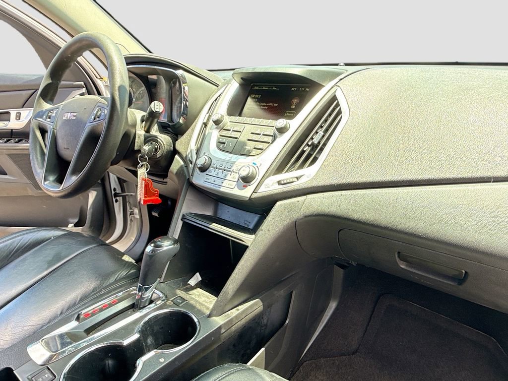 Used 2017 GMC Terrain SLE FWD image 33