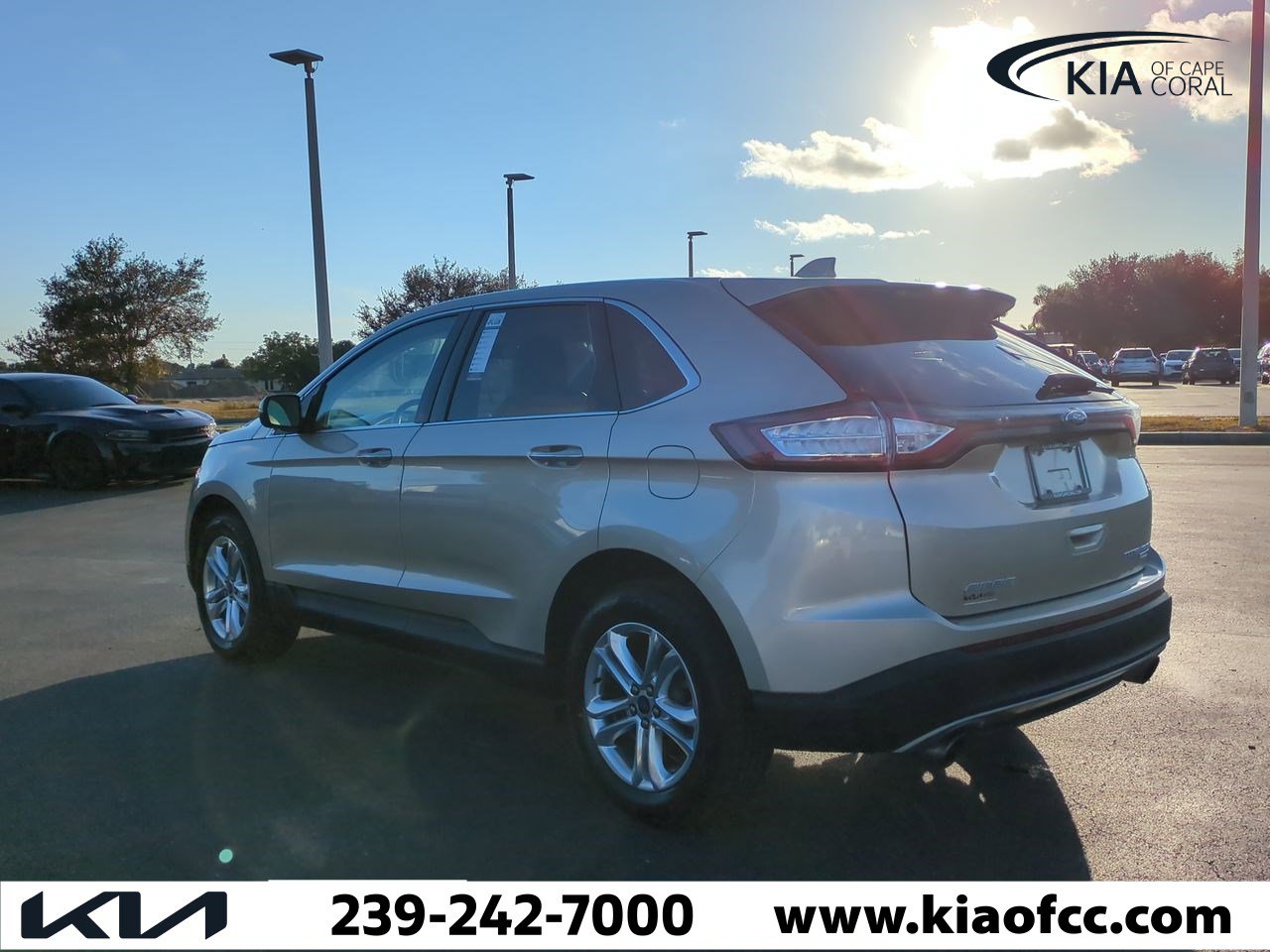 Used 2018 Ford Edge Titanium w/ Equipment Group 301A image 7