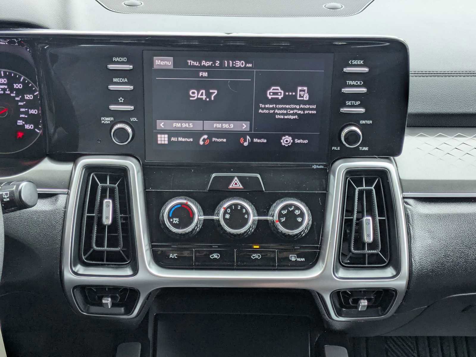 Used 2022 Kia Sorento LX image 28