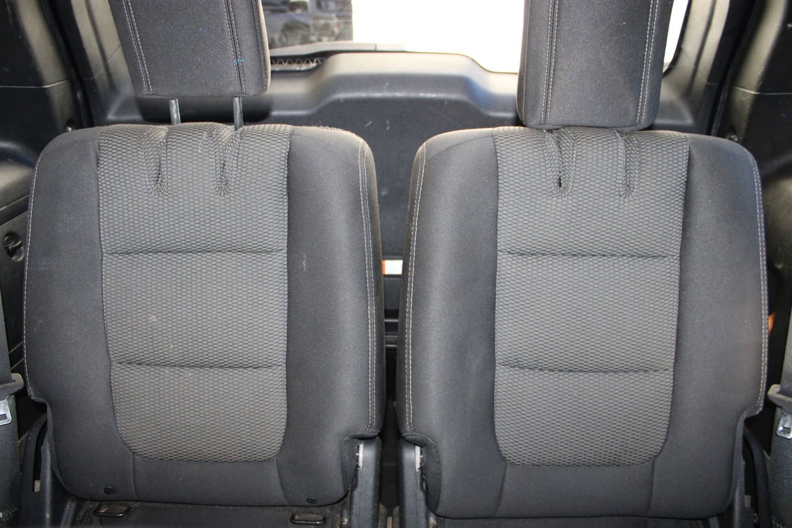 Used 2017 Ford Explorer XLT w/ Equipment Group 201A image 26