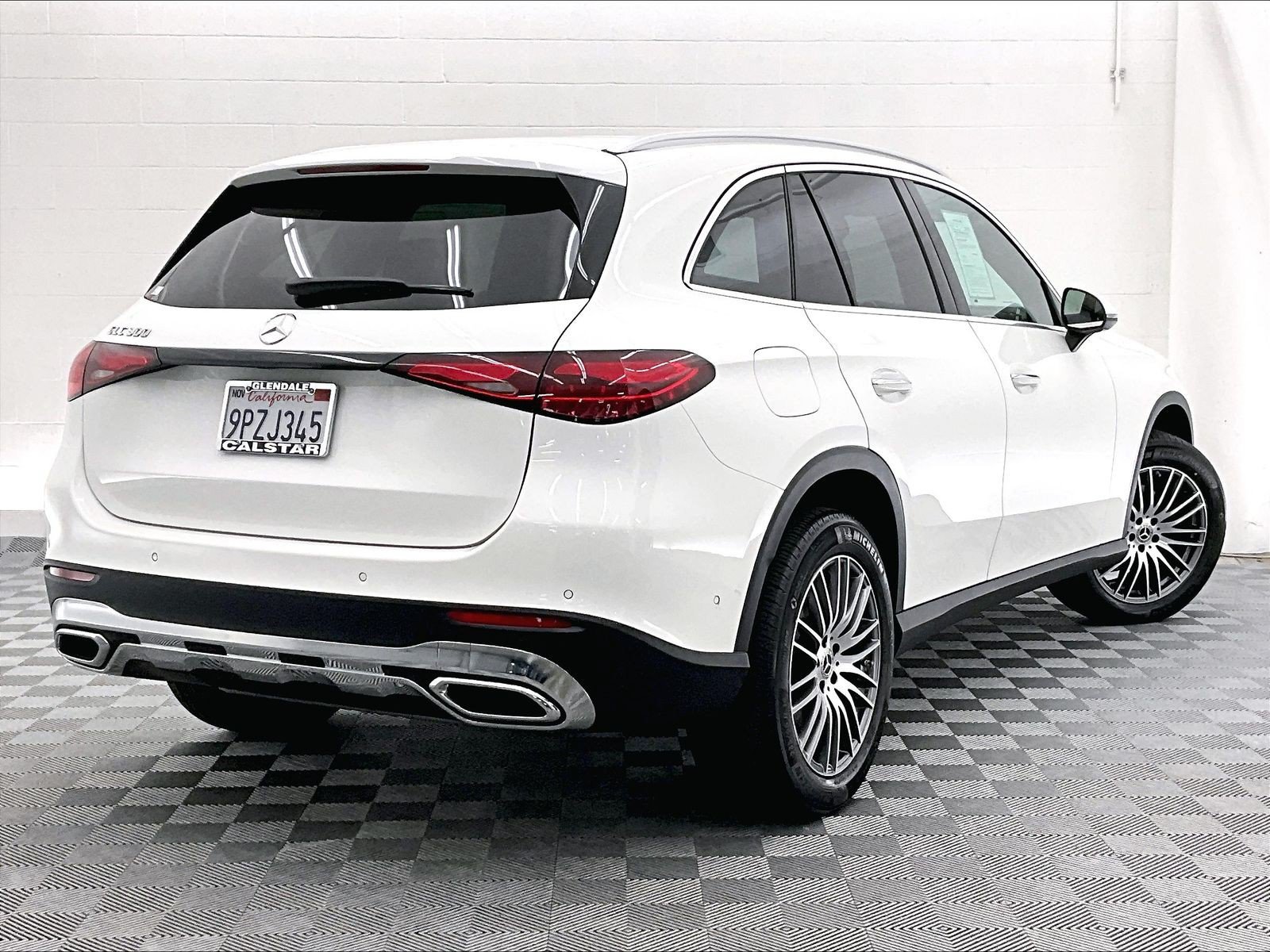 Certified 2025 Mercedes-Benz GLC 300 image 11