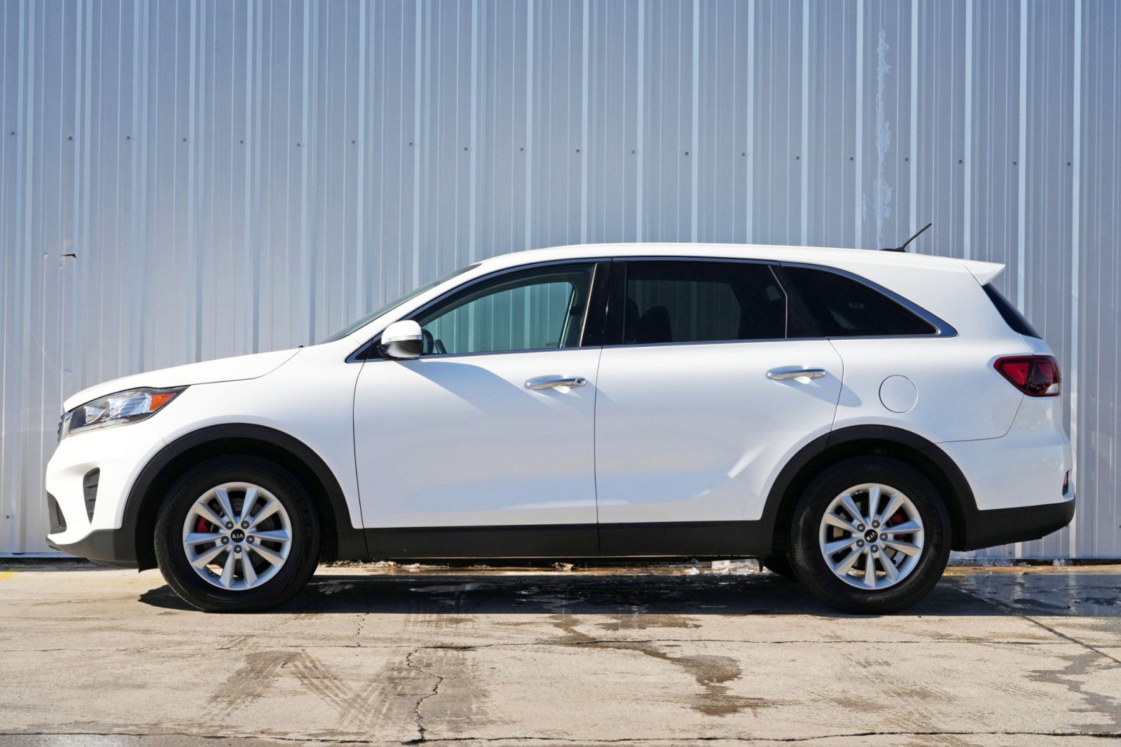 Used 2020 Kia Sorento LX image 8