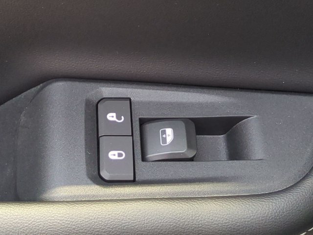 New 2026 Jeep Grand Cherokee Altitude RWD image 31