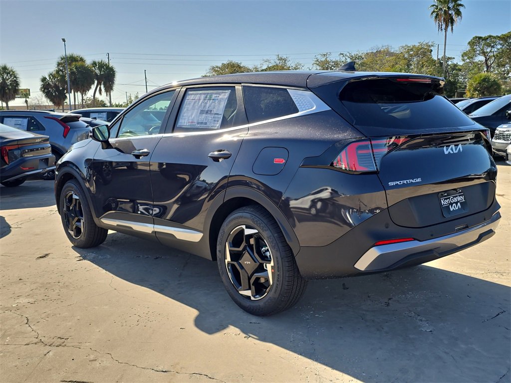 New 2026 Kia Sportage EX image 6