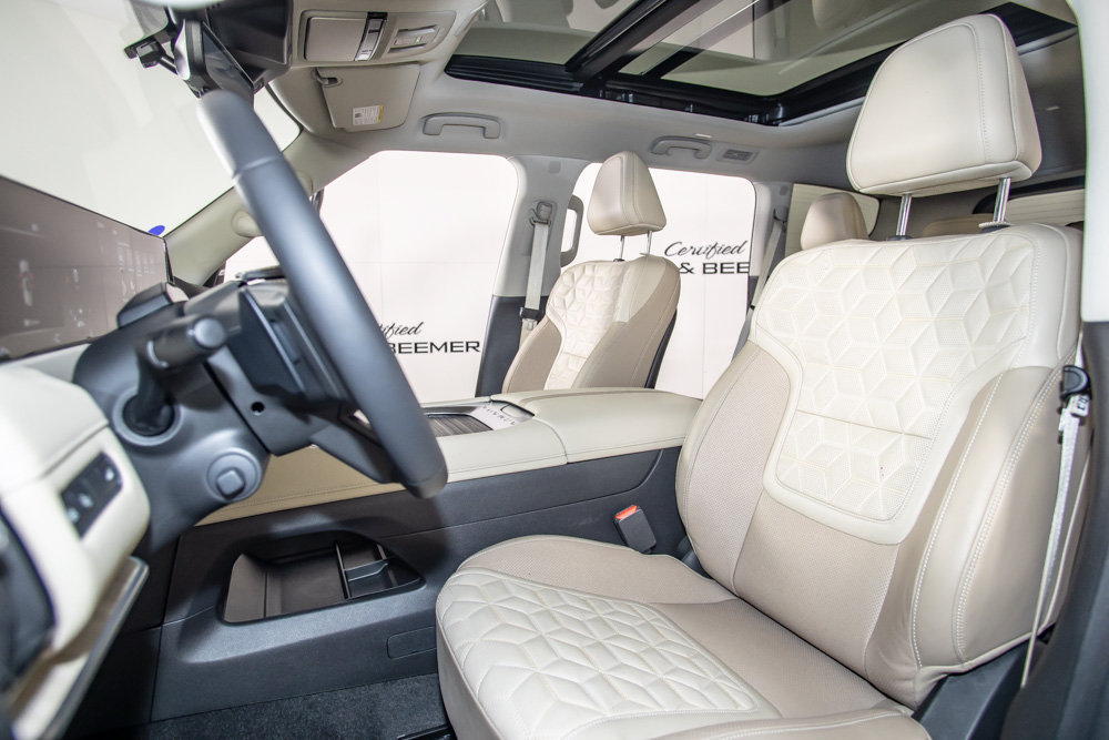 Used 2026 Nissan Armada Platinum Reserve AWD/4WD image 14