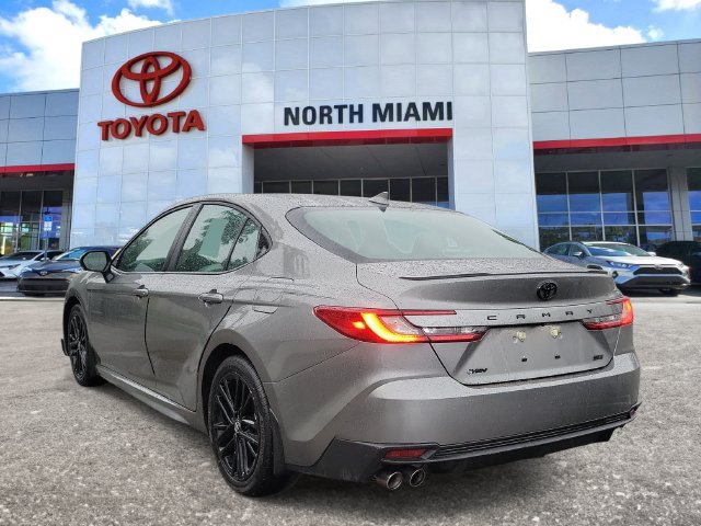 Used 2026 Toyota Camry SE FWD image 3
