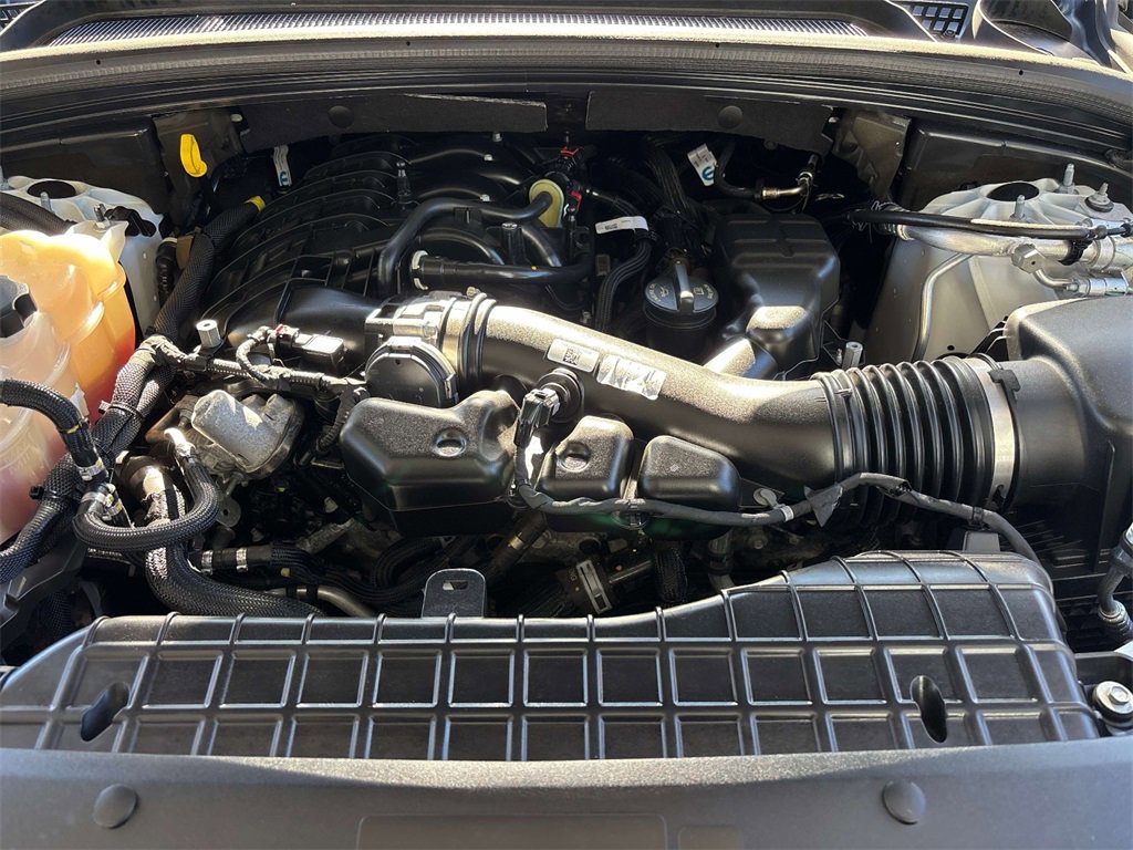 Used 2022 Jeep Grand Cherokee Limited image 7