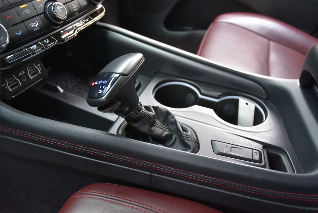 Used 2025 Dodge Durango R/T AWD/4WD image 23