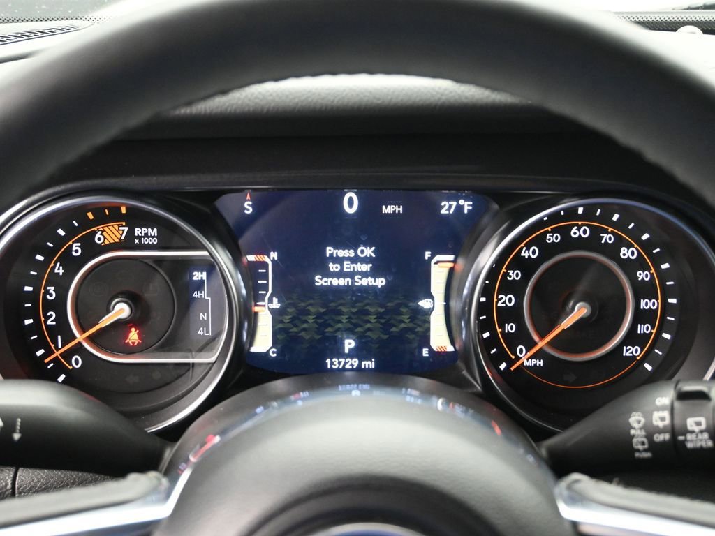 Used 2023 Jeep Wrangler Altitude image 12
