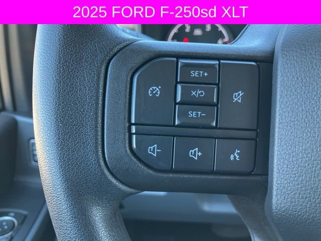 Used 2025 Ford F250 XLT w/ FX4 Off-Road Package image 32