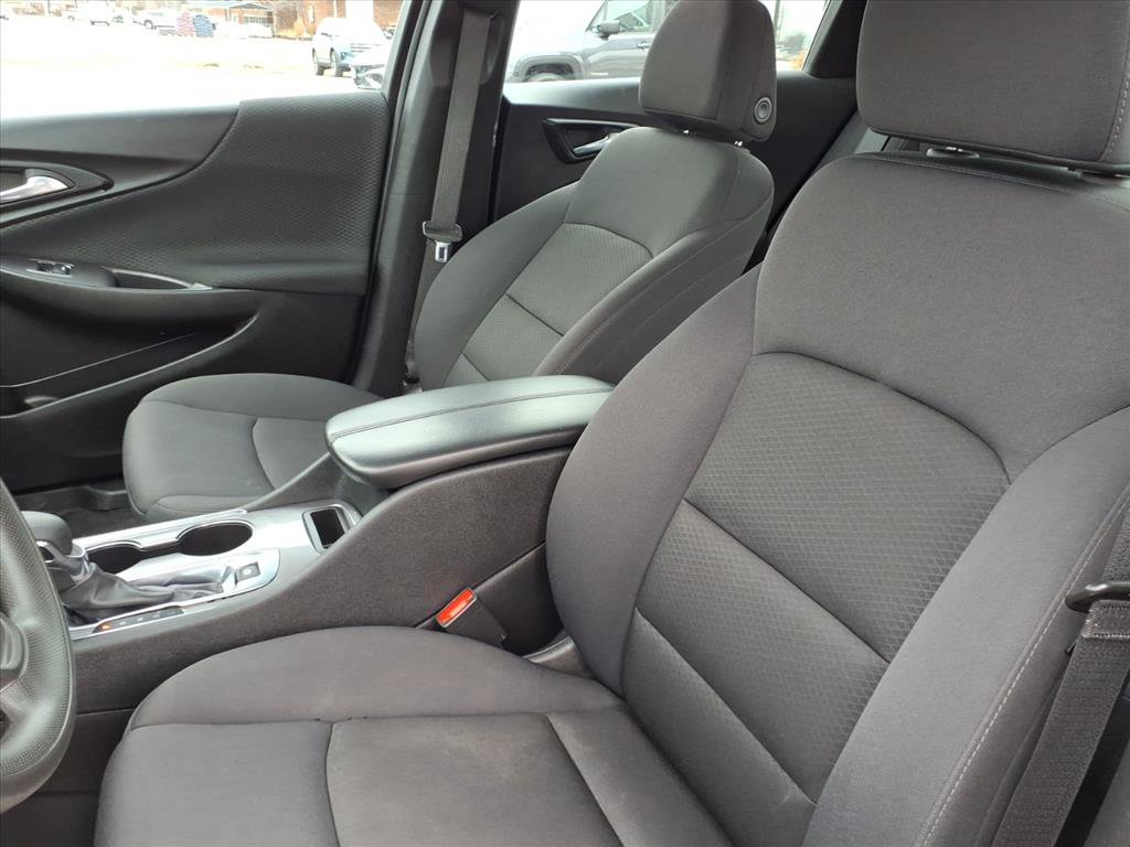 Used 2023 Chevrolet Malibu LT image 12