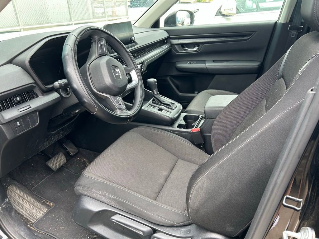 Used 2024 Honda CR-V LX image 4