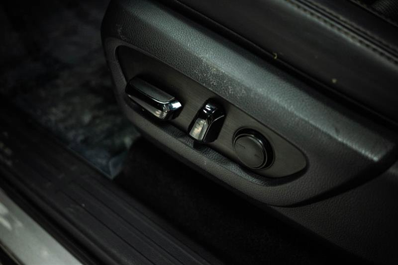 Used 2024 Lexus GX 550 image 16