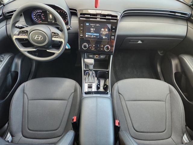 Certified 2024 Hyundai Tucson SE image 19