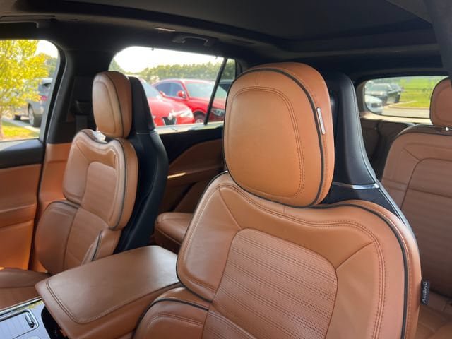 Used 2020 Lincoln Aviator Black Label w/ Dynamic Handling Package AWD/4WD image 14
