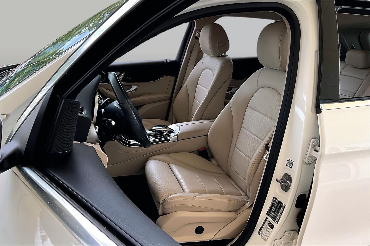 Used 2016 Mercedes-Benz GLC 300 image 7