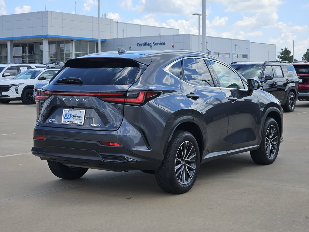 Used 2025 Lexus NX 250 FWD w/ Towing Package (2000 Lbs) image 7