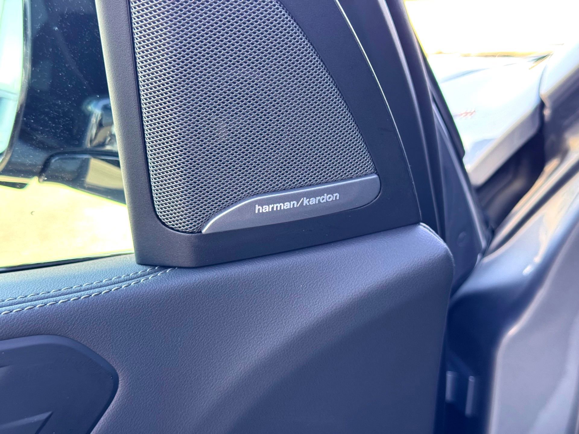 Used 2026 BMW X5 sDrive40i image 17