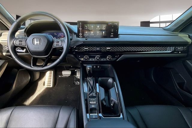 Used 2023 Honda Accord Sport image 7