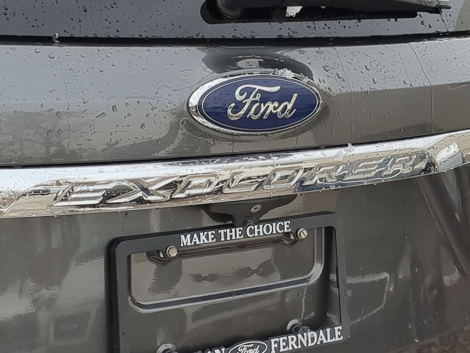 Used 2016 Ford Explorer XLT w/ Equipment Group 202A image 18