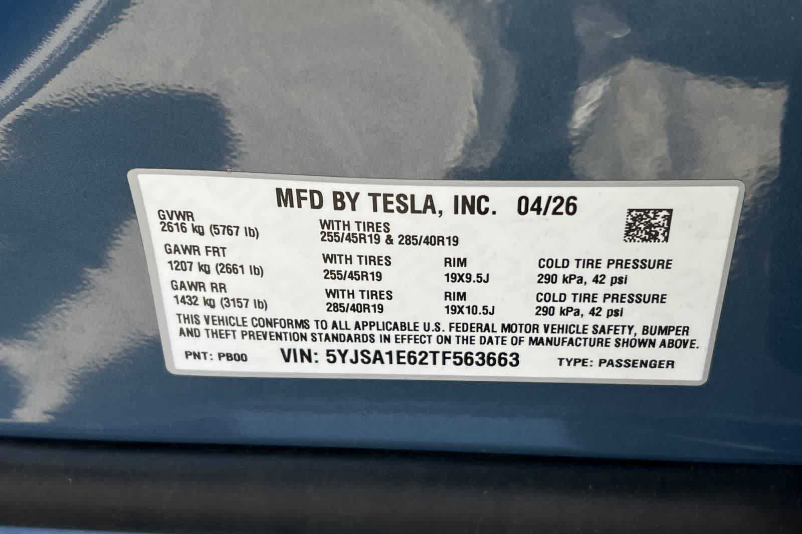 Used 2026 Tesla Model S Plaid AWD/4WD image 37