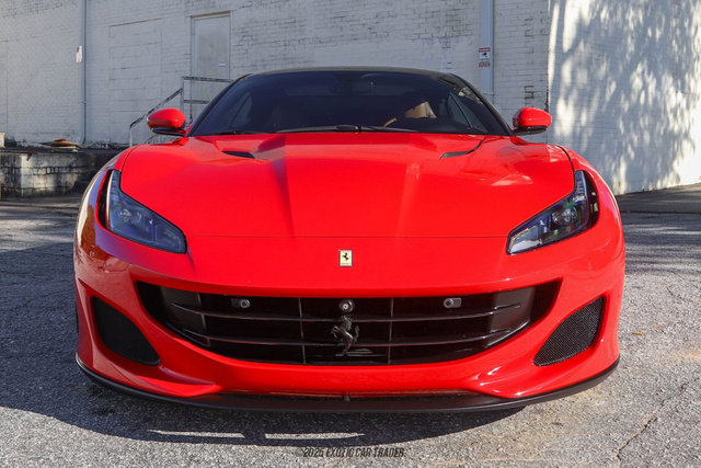 Used 2019 Ferrari Portofino image 13