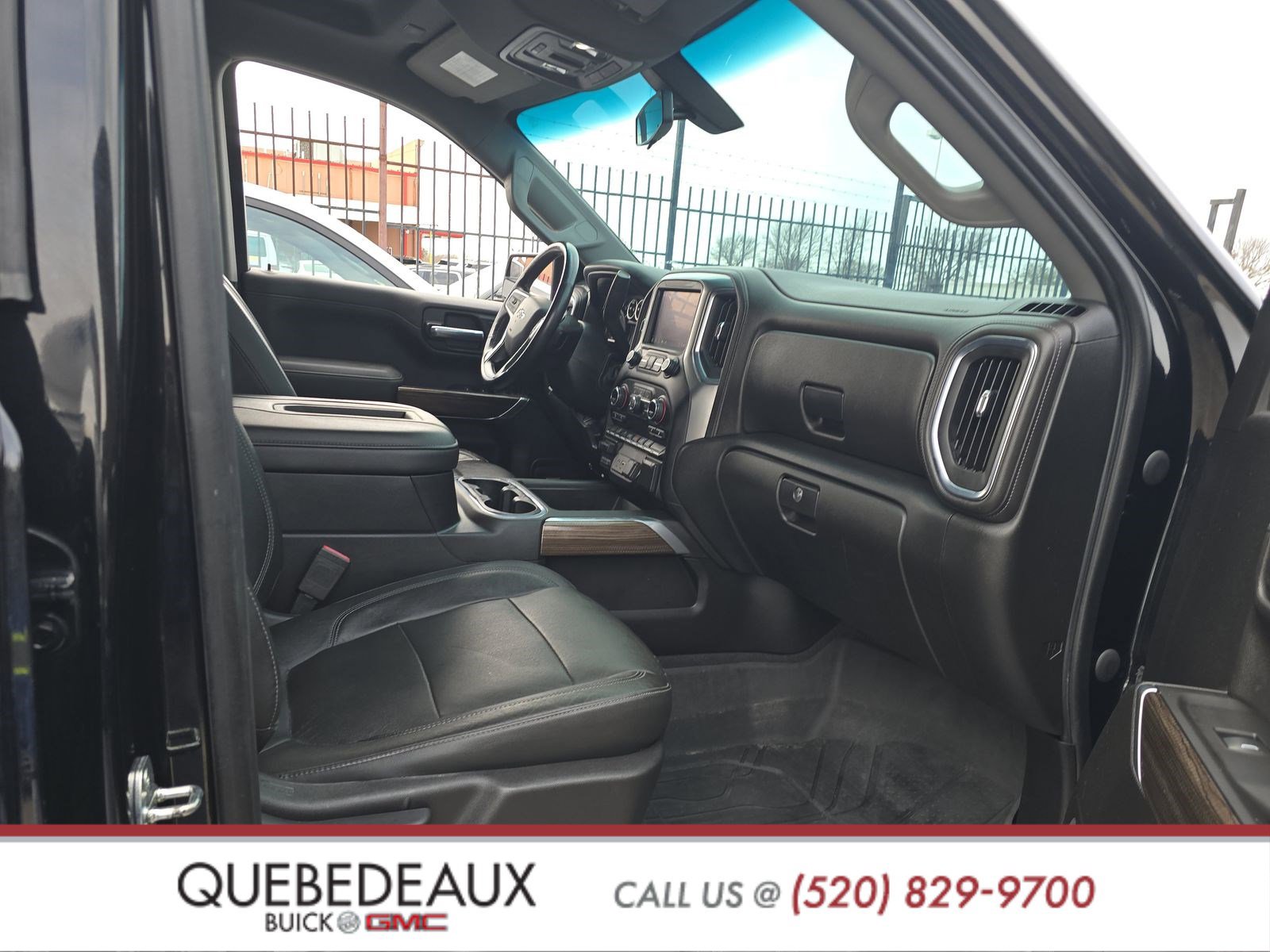 Used 2020 Chevrolet Silverado 1500 LT Trail Boss w/ Midnight Edition image 16