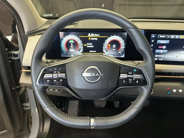 Used 2024 Nissan Ariya AWD image 25