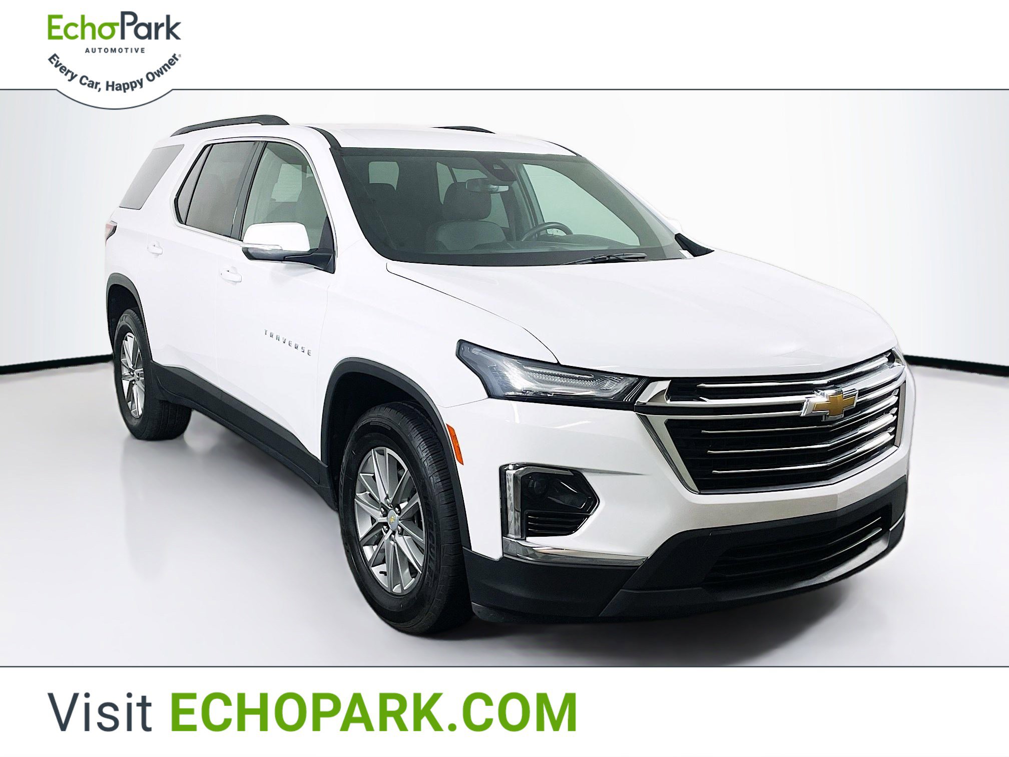 Used 2023 Chevrolet Traverse LT