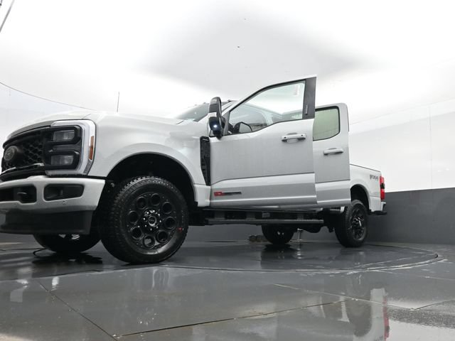 New 2026 Ford F350 Lariat w/ Black Appearance Package AWD/4WD image 35