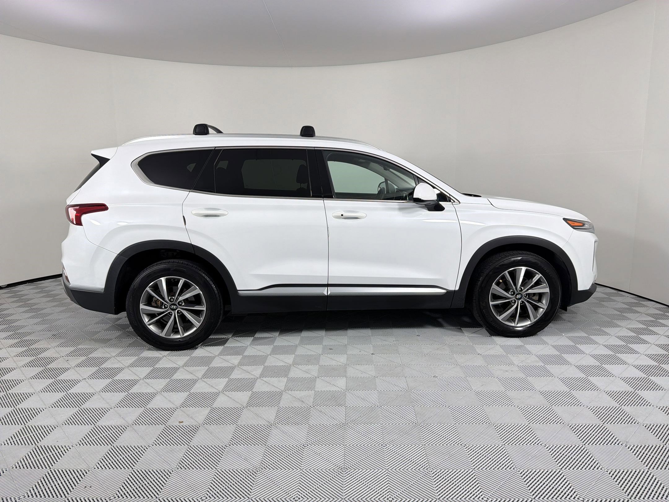 Used 2020 Hyundai Santa Fe SEL w/ Convenience Package image 8