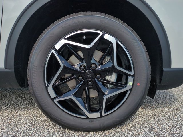 New 2026 Ford Escape Platinum w/ Premium Technology Package image 11